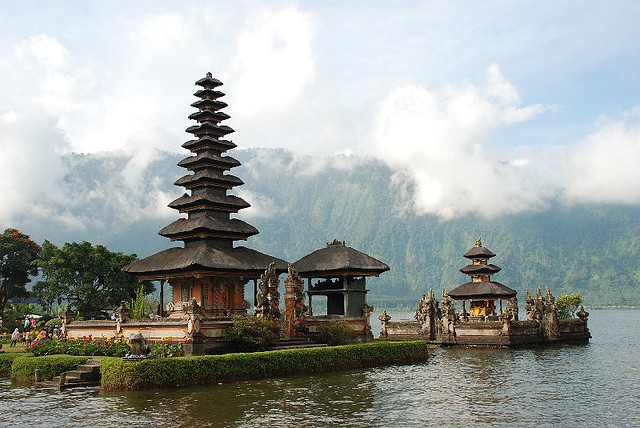 Templul Ulun Danu, Bali