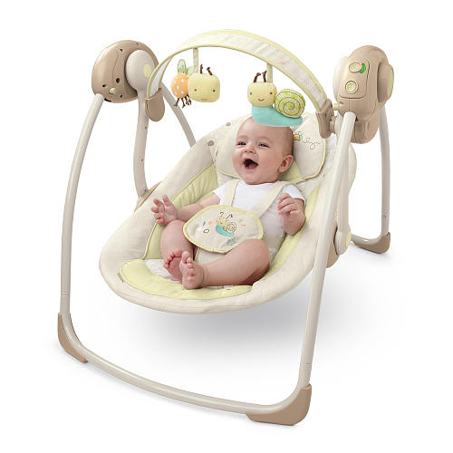Balansoar bebe - ajutor pentru părinți, distracție pentru bebeluș