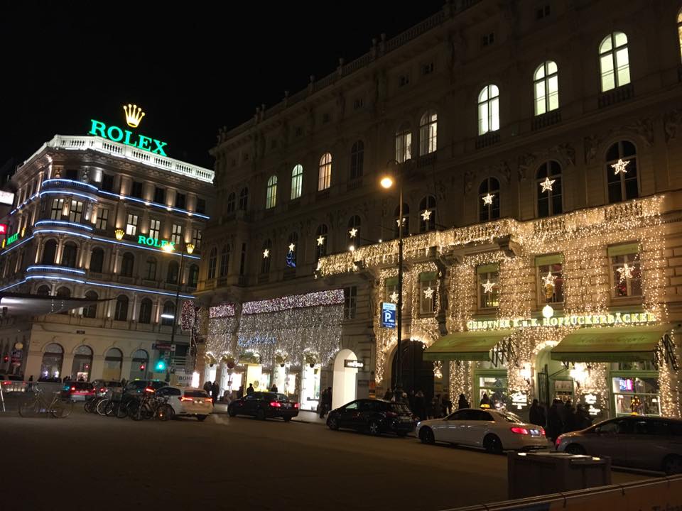 5 motive pentru a vizita Târgul de Crăciun din Viena
